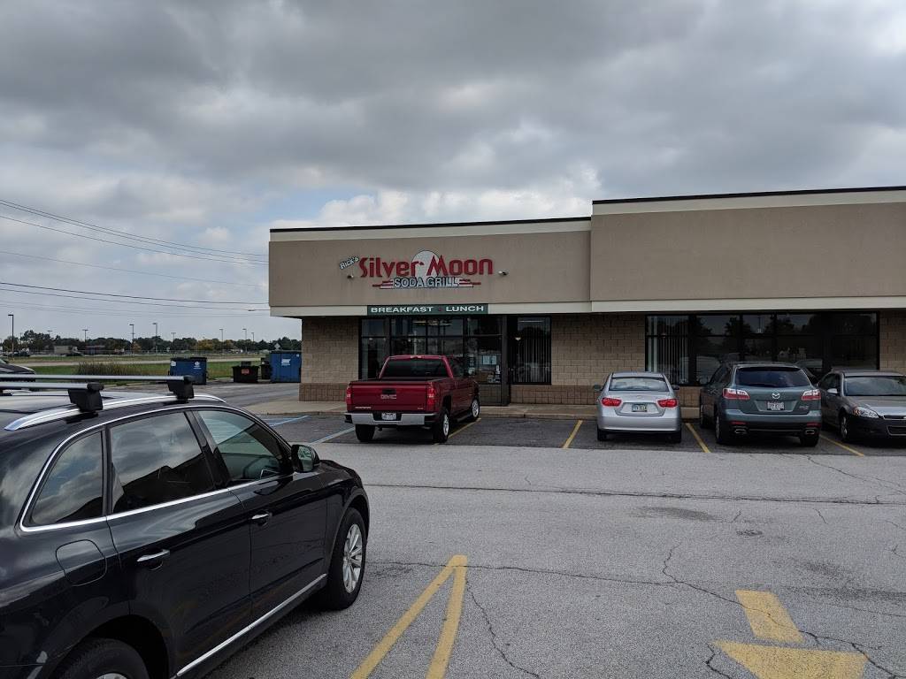 Silver Moon Soda Grill | cafe | 7820 Ponderosa Rd #A, Perrysburg, OH 43551, USA | 4196667425 OR +1 419-666-7425