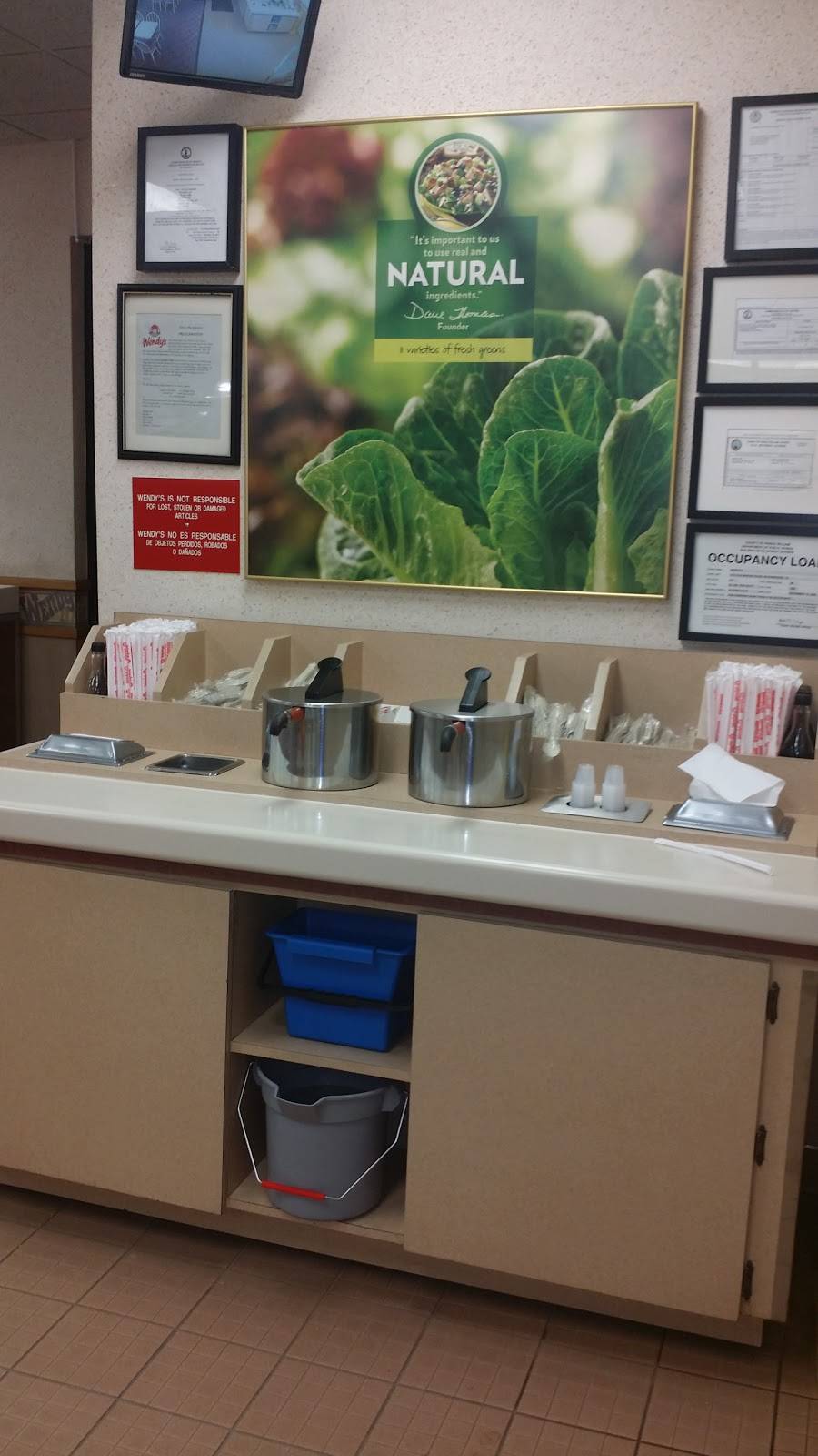 Wendys | restaurant | 1470 Old Bridge Rd, Woodbridge, VA 22192, USA | 7034901712 OR +1 703-490-1712