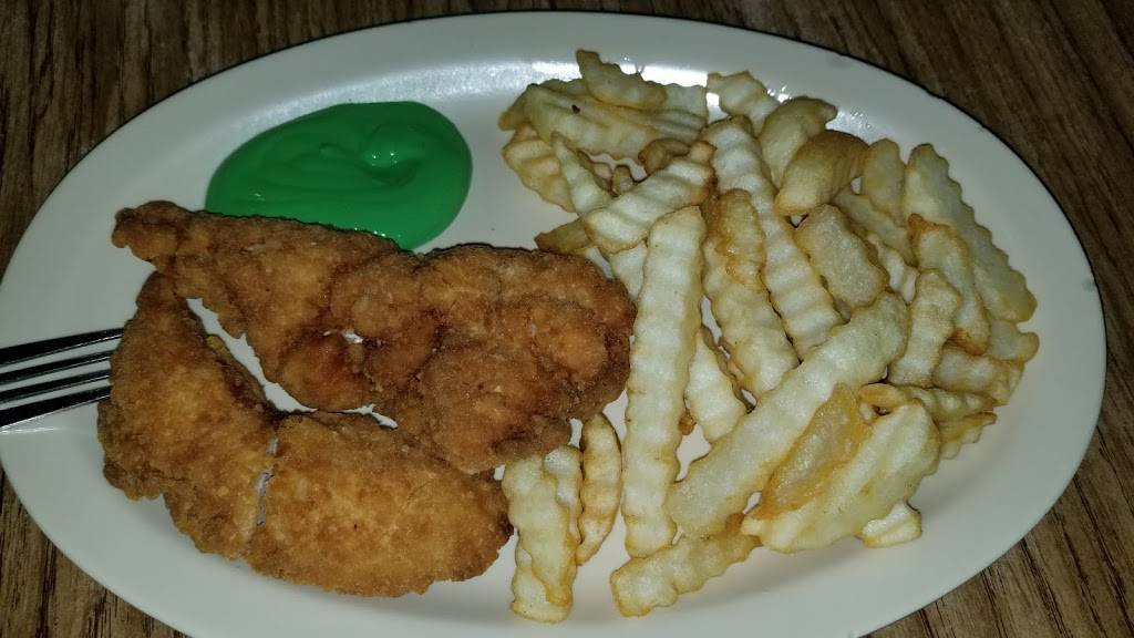 Pats Restaurant | restaurant | 5495 Broad St N, Trezevant, TN 38258, USA | 7316696001 OR +1 731-669-6001