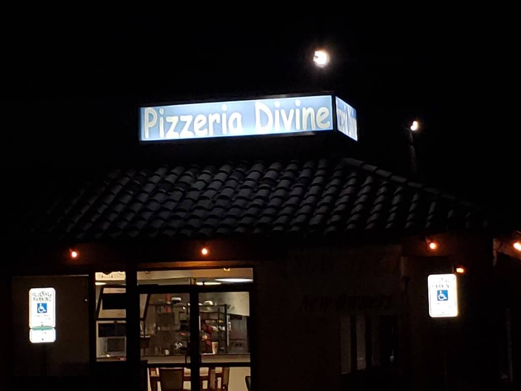 Pizzeria Divine | restaurant | 8525 Grand Ave #17, Peoria, AZ 85345, USA | 6239799233 OR +1 623-979-9233