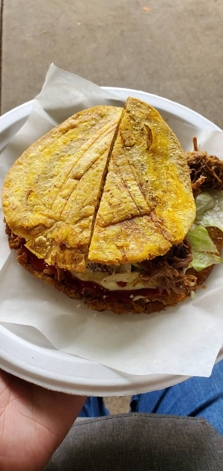 The Corner Venezuelan Food | restaurant | 3435 Archdale Dr, Raleigh, NC 27614, USA | 9195396780 OR +1 919-539-6780