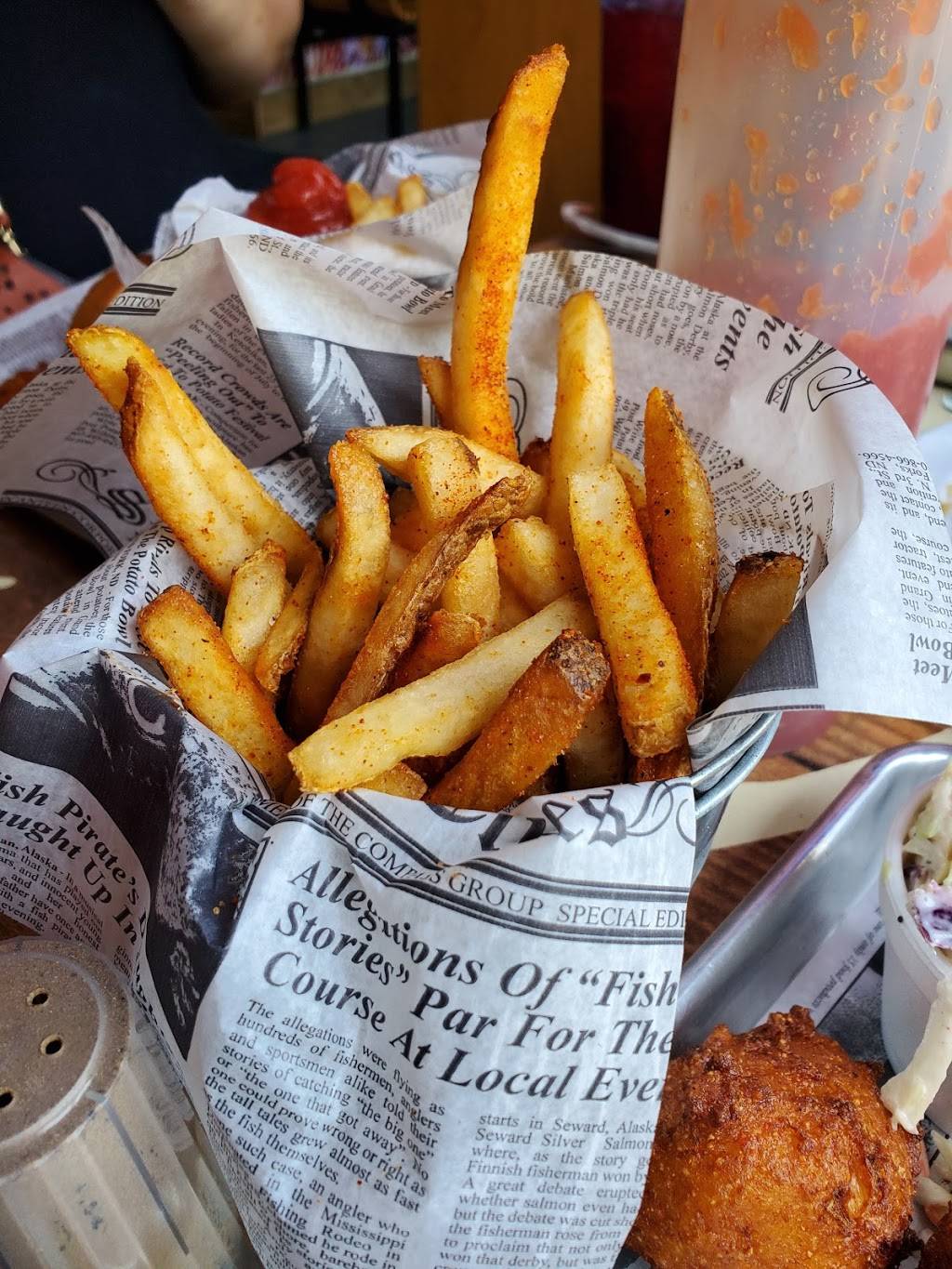 Hooked on Frankfort | restaurant | 3200 Frankfort Ave, Louisville, KY 40206, USA | 5026909835 OR +1 502-690-9835