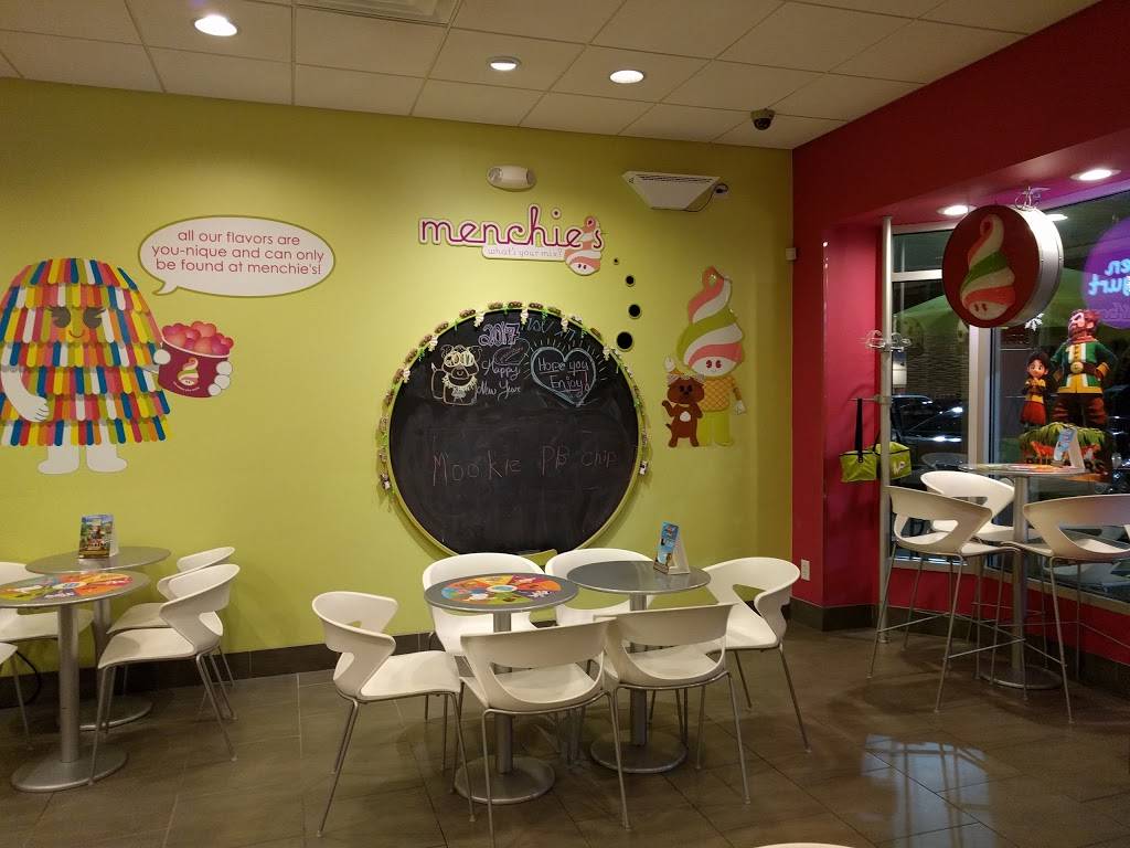 Menchies Frozen Yogurt | bakery | 5607 W Friendly Ave, Greensboro, NC 27410, USA | 3362859587 OR +1 336-285-9587