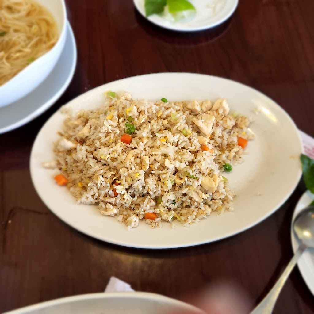 Pho Viet | restaurant | 40 Village Plz, Liberal, KS 67901, USA | 6206559178 OR +1 620-655-9178