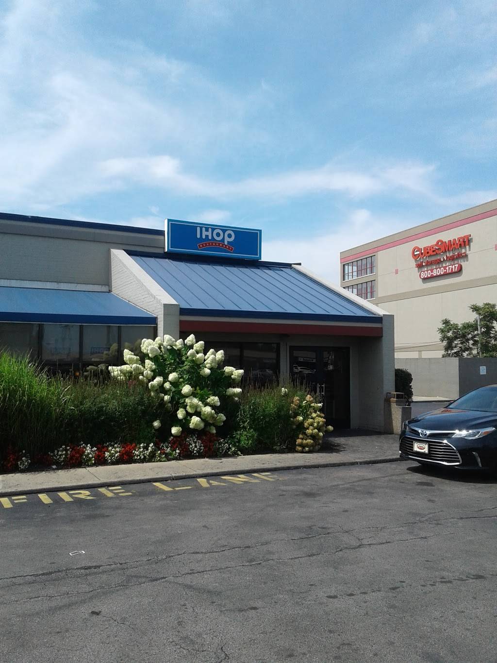 IHOP | restaurant | 4310 Roosevelt Blvd, Philadelphia, PA 19124, USA | 2157447841 OR +1 215-744-7841