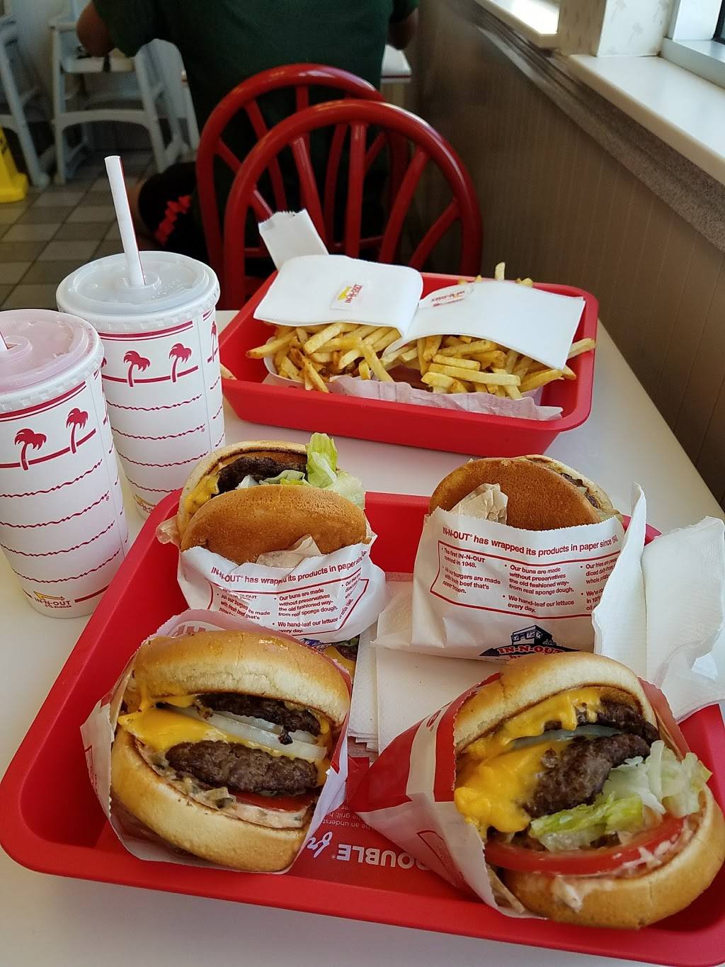 In-N-Out Burger | restaurant | 6000 Pacific Blvd, Huntington Park, CA 90255, USA | 8007861000 OR +1 800-786-1000