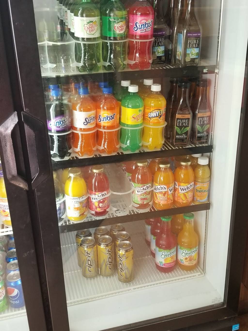 Ritas Place | restaurant | 2324 N Charles St, Baltimore, MD 21218, USA | 4102431984 OR +1 410-243-1984