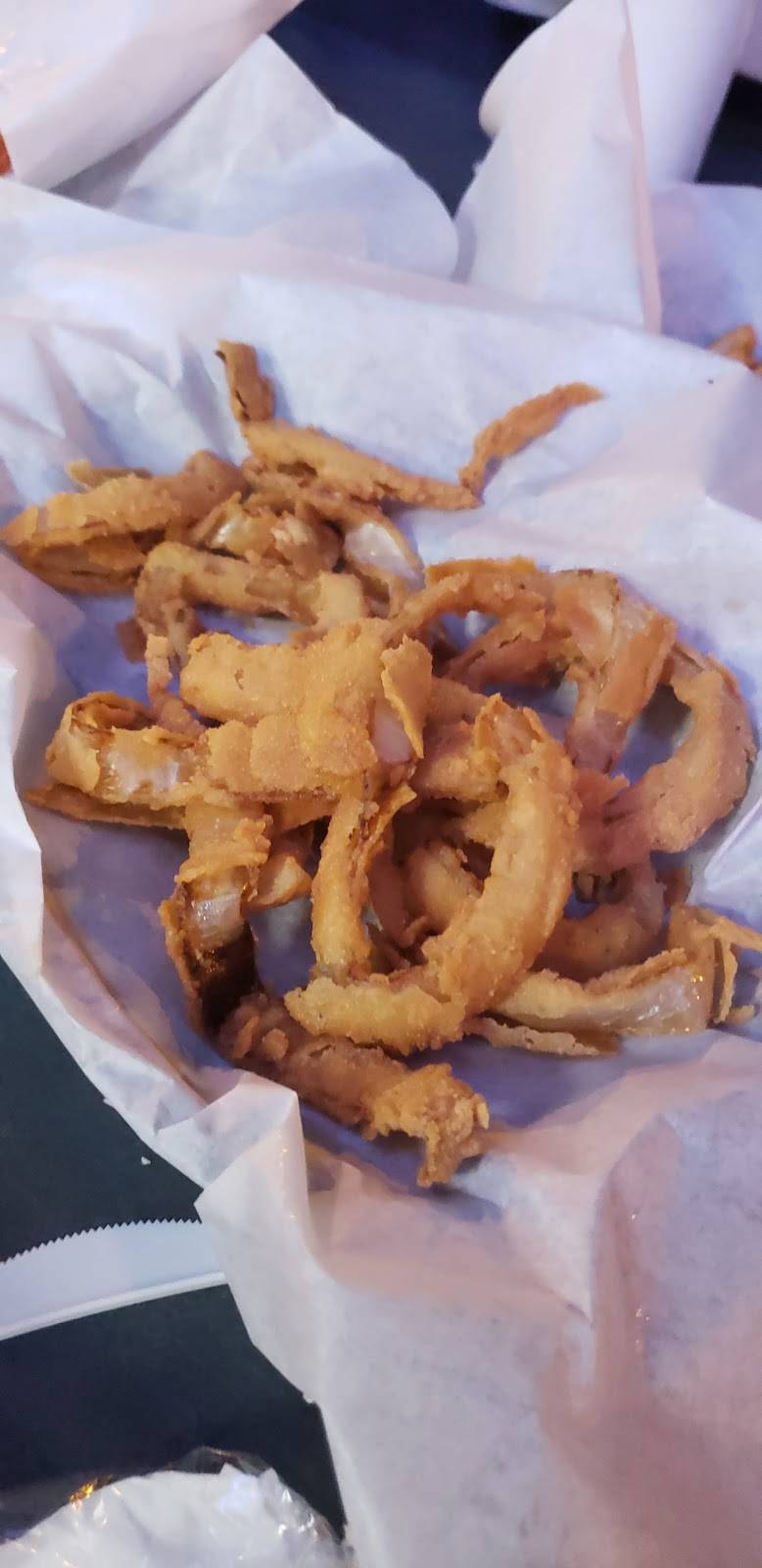 Tim Tims Express Grill | restaurant | 4148 W Montrose Ave, Chicago, IL 60641, USA | 7736573180 OR +1 773-657-3180