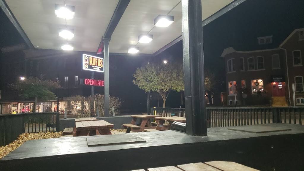Rufus Red Hots | restaurant | 600 Broadway St, Cape Girardeau, MO 63701, USA | 5738033188 OR +1 573-803-3188
