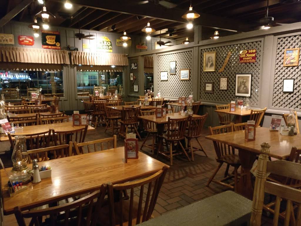 Cracker Barrel Old Country Store | restaurant | 2012 E 59th St, Anderson, IN 46013, USA | 7656426424 OR +1 765-642-6424