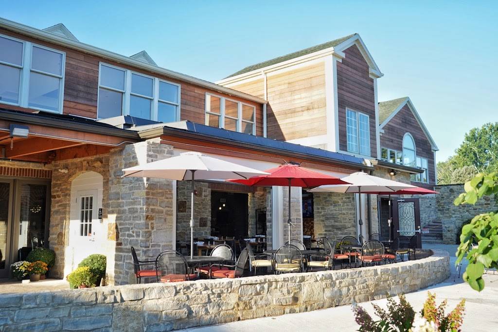 Black River Tavern | restaurant | 1100 Gulf Rd, Elyria, OH 44035, USA | 4403651411 OR +1 440-365-1411