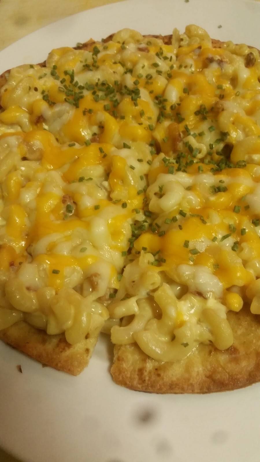 Wooly ClubHouse Restaurant & Bar | restaurant | 565 S Jefferson Ave, Cookeville, TN 38501, USA | 9318540117 OR +1 931-854-0117