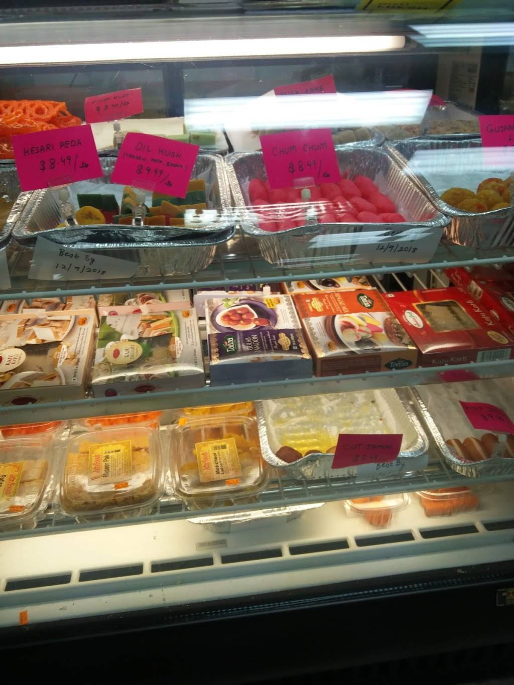 Subzi Mandi | restaurant | 1953 W Maple Rd, Troy, MI 48084, USA | 2482885555 OR +1 248-288-5555