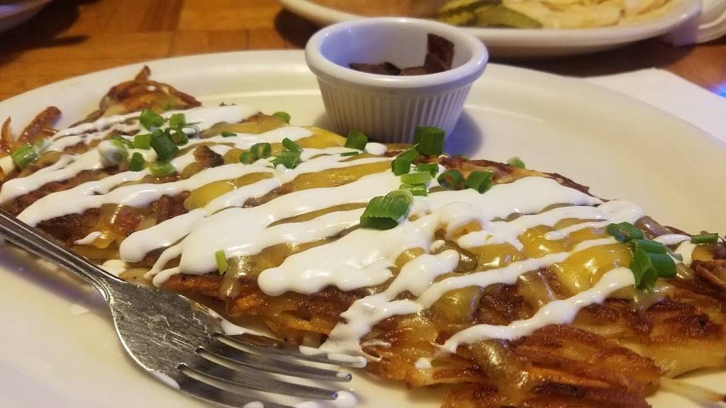 Dockside Saloon & Restaurant | restaurant | 2047 NW Front Ave, Portland, OR 97209, USA | 5032416433 OR +1 503-241-6433