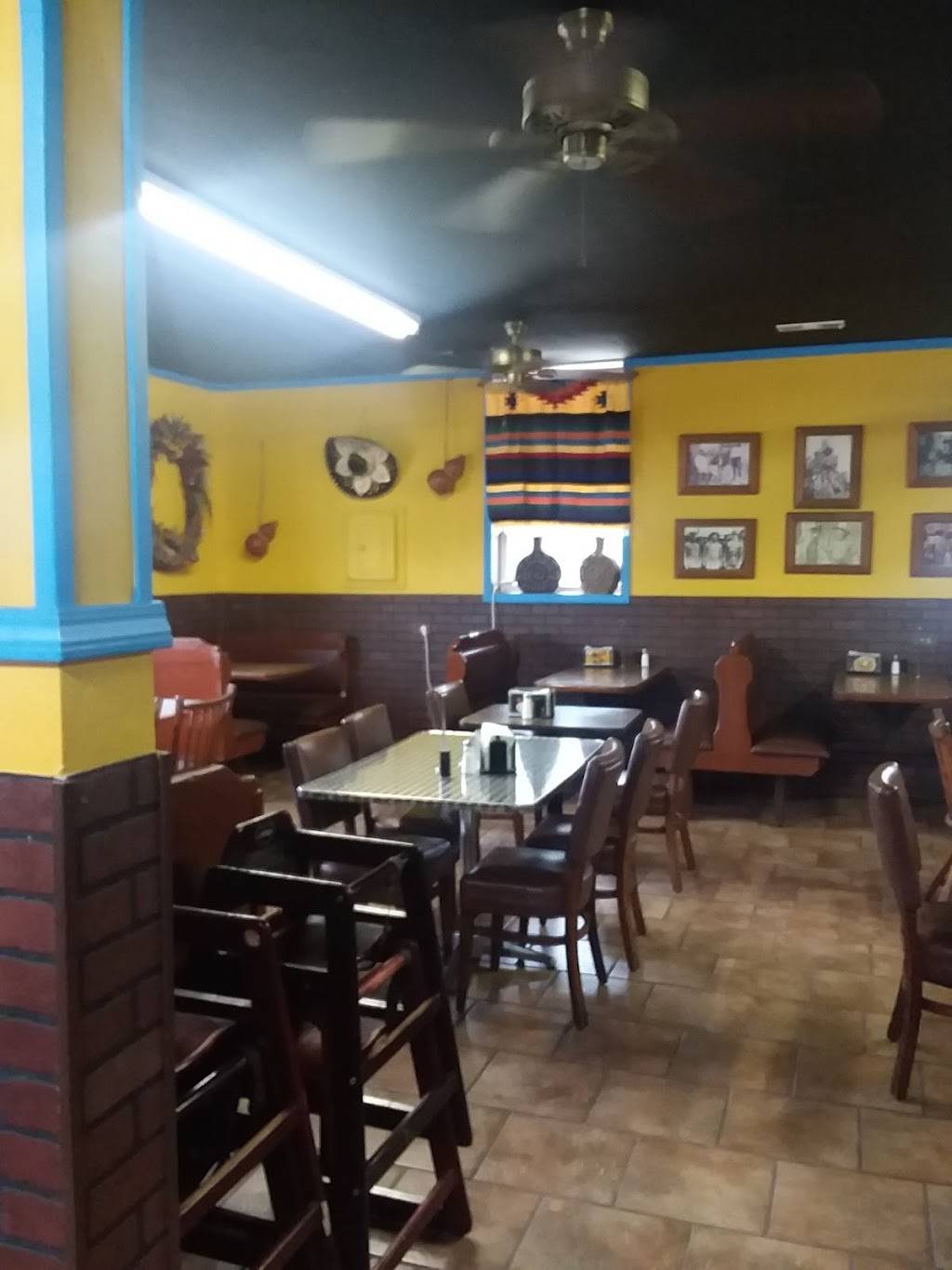 Taqueria El Rancho | restaurant | 715 E Jefferson St, Siloam Springs, AR 72761, USA | 4795240083 OR +1 479-524-0083