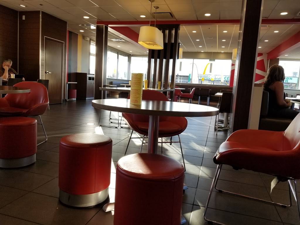 McDonalds | cafe | 11482 Perrin Beitel Rd, San Antonio, TX 78217, USA | 2106551995 OR +1 210-655-1995