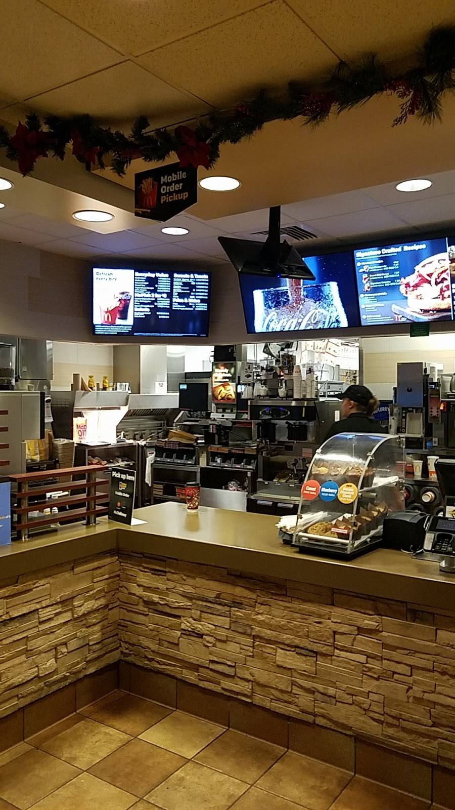 McDonalds | cafe | 4946 N Milwaukee Ave, Chicago, IL 60630, USA | 7737772327 OR +1 773-777-2327