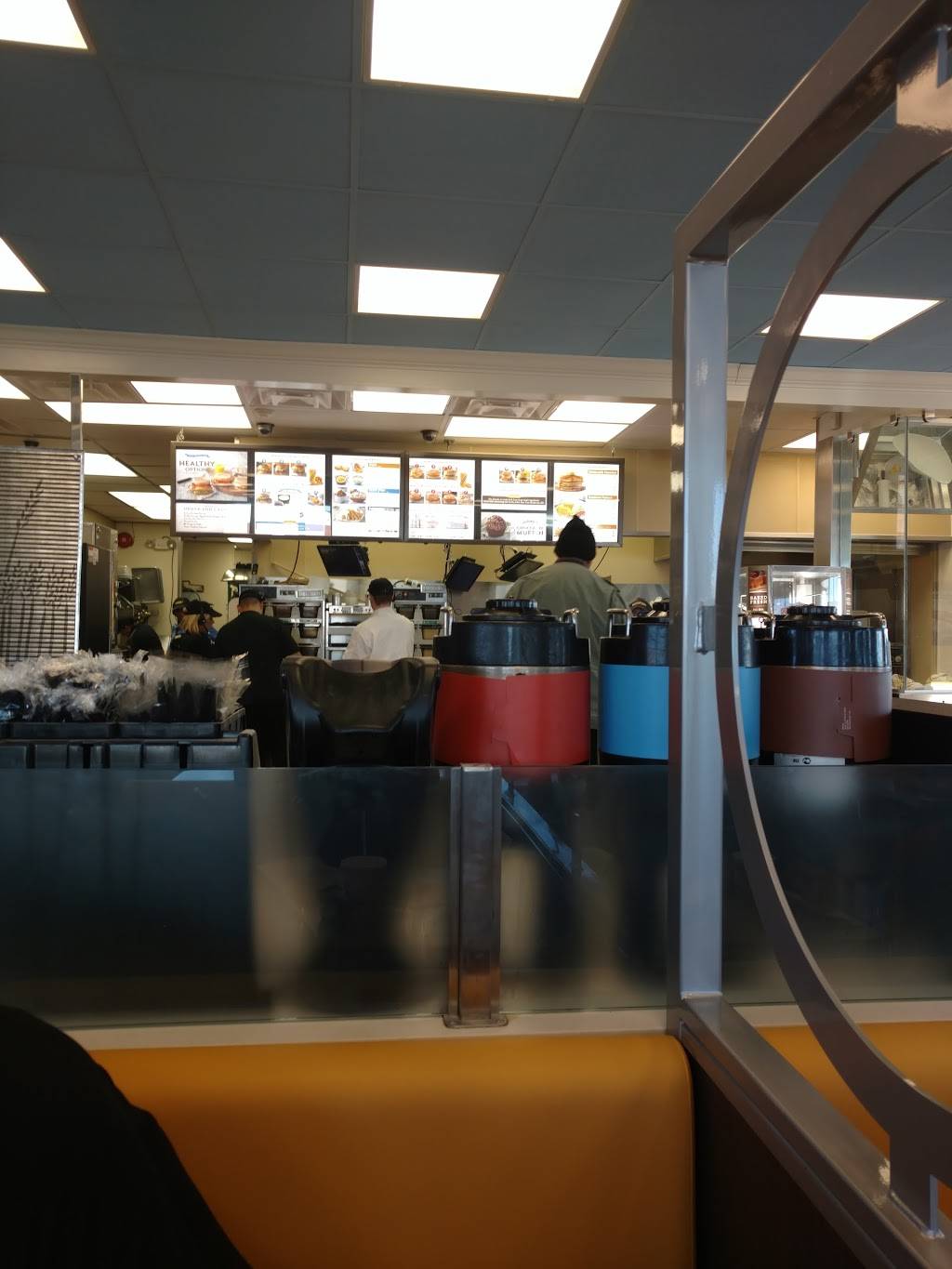 Biscuitville | cafe | 2230 Maple Ave, Burlington, NC 27215, USA | 3362260178 OR +1 336-226-0178