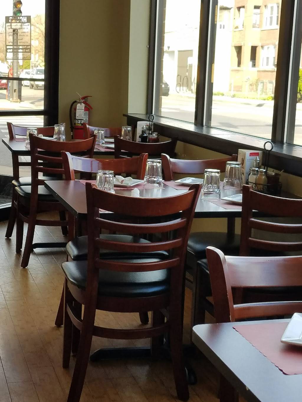 Manee Thai Restaurant | restaurant | 3558 N Pulaski Rd, Chicago, IL 60641, USA | 7737259991 OR +1 773-725-9991