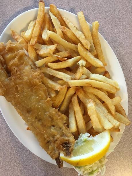 King Fish & Chips | restaurant | 967 King St E, Kitchener, ON N2G 2N1, Canada | 5195794400 OR +1 519-579-4400