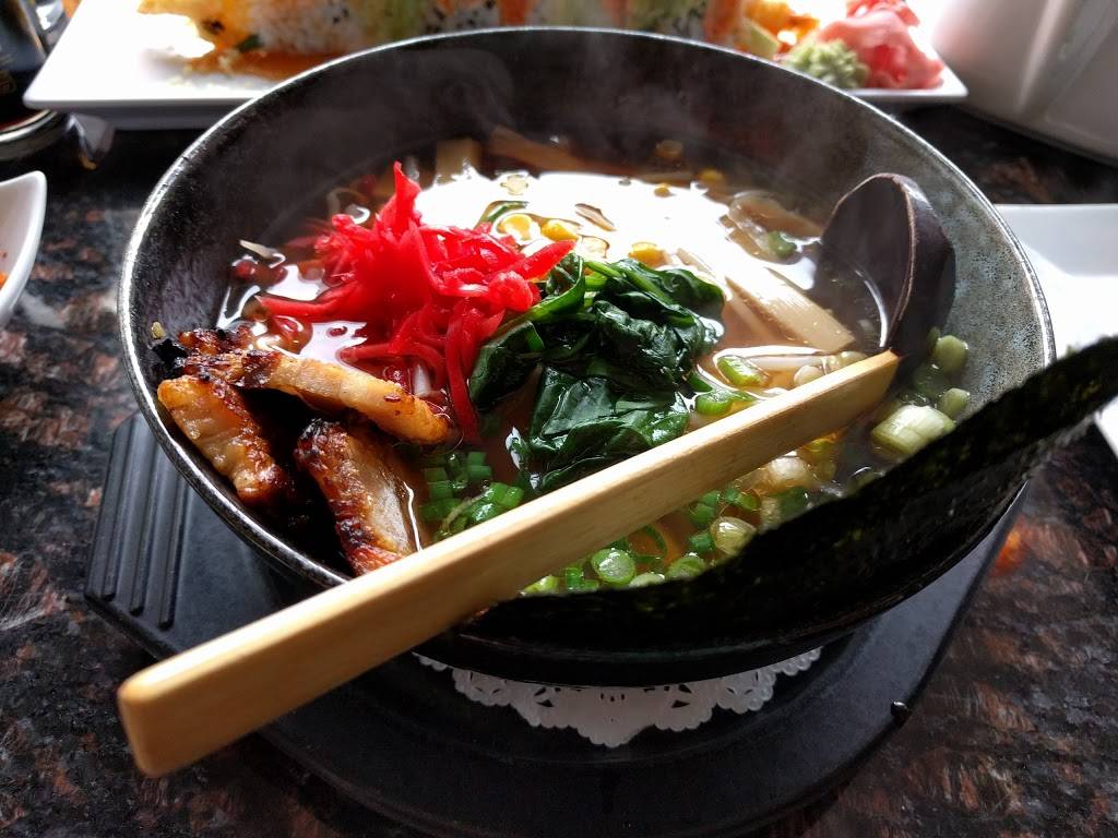 Asia Bistro & Bar | restaurant | 1301 S Joyce St D7, Arlington, VA 22202, USA | 7034132002 OR +1 703-413-2002