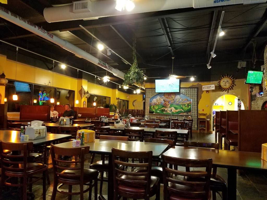 El Nopal Mexican Restaurant | restaurant | 2365 Landmark Way NE, Corydon, IN 47112, USA | 8127380300 OR +1 812-738-0300