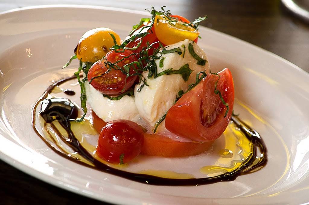 Farmhouse Restaurant | restaurant | 754 N 600 E, Fair Oaks, IN 47943, USA | 2193943663 OR +1 219-394-3663