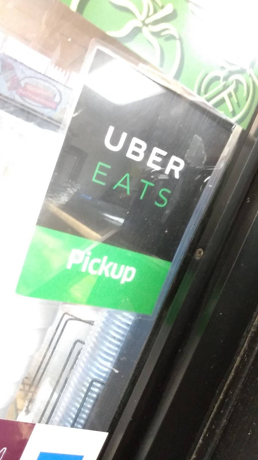 Halal New Crown Fried Chicken | restaurant | 6826 Market St, Upper Darby, PA 19082, USA | 6103525800 OR +1 610-352-5800