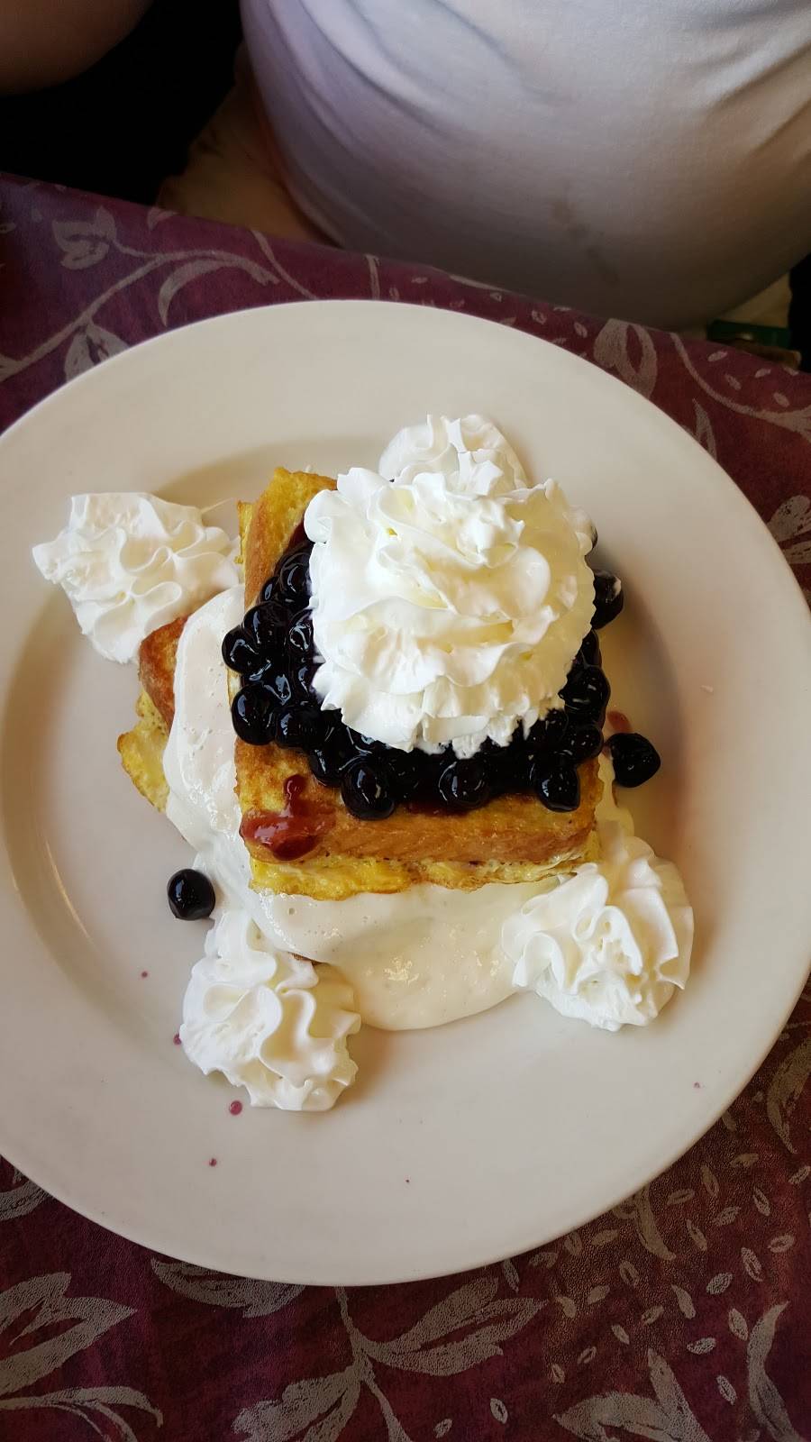 Golden Egg Pancake House | restaurant | 305 N Nappanee St, Elkhart, IN 46514, USA | 5742666400 OR +1 574-266-6400