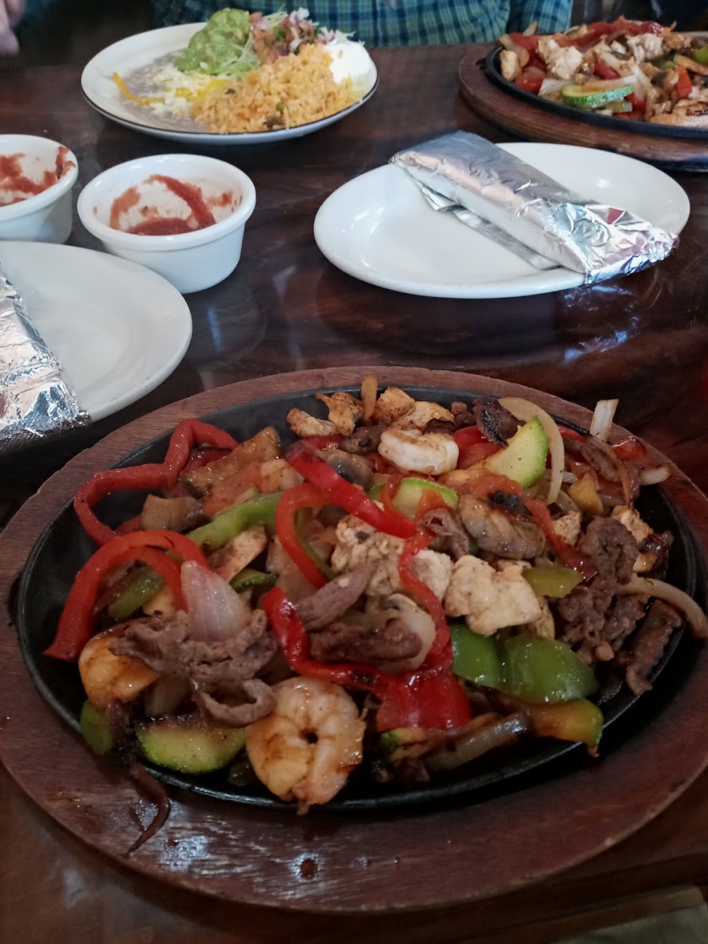 Rodeo Mexican Restaurant | restaurant | 17941 US-431, Headland, AL 36345, USA | 3346930990 OR +1 334-693-0990