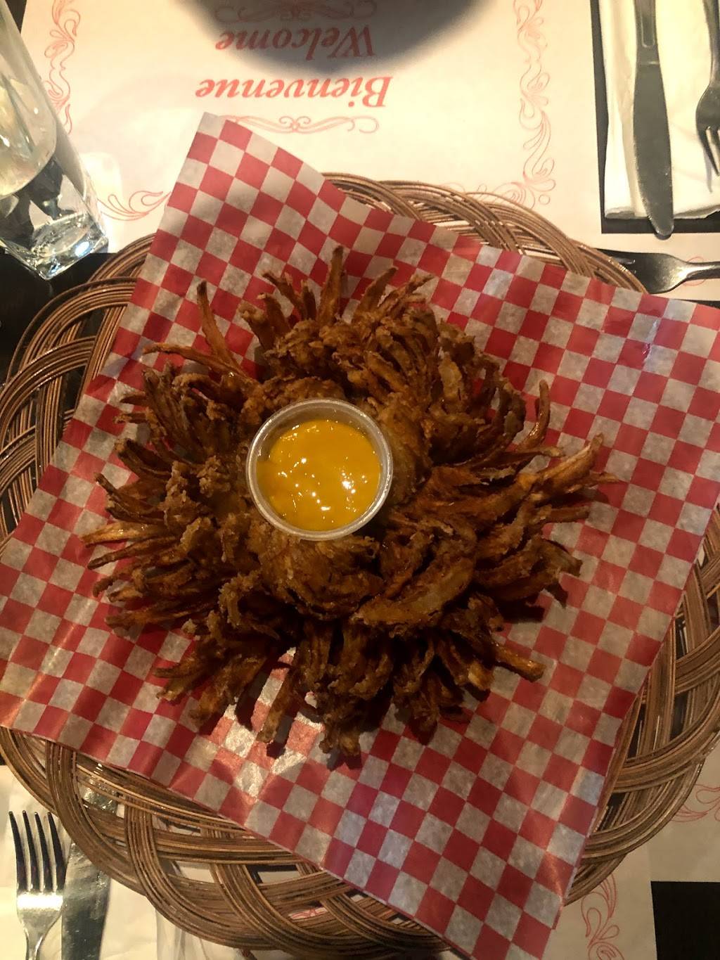 Le Big Marc | restaurant | 81 Rue Principale, Chénéville, QC J0V 1E0, Canada | 8194284448 OR +1 819-428-4448