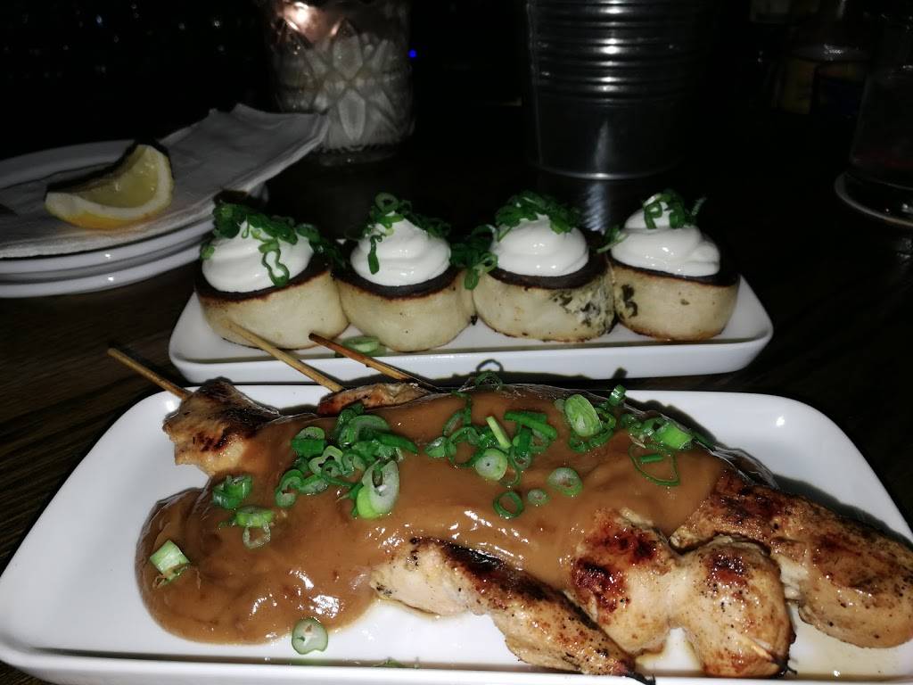 The Mutt | restaurant | 1516 Dundas St W, Toronto, ON M6K 1T5, Canada | 4165519749 OR +1 416-551-9749