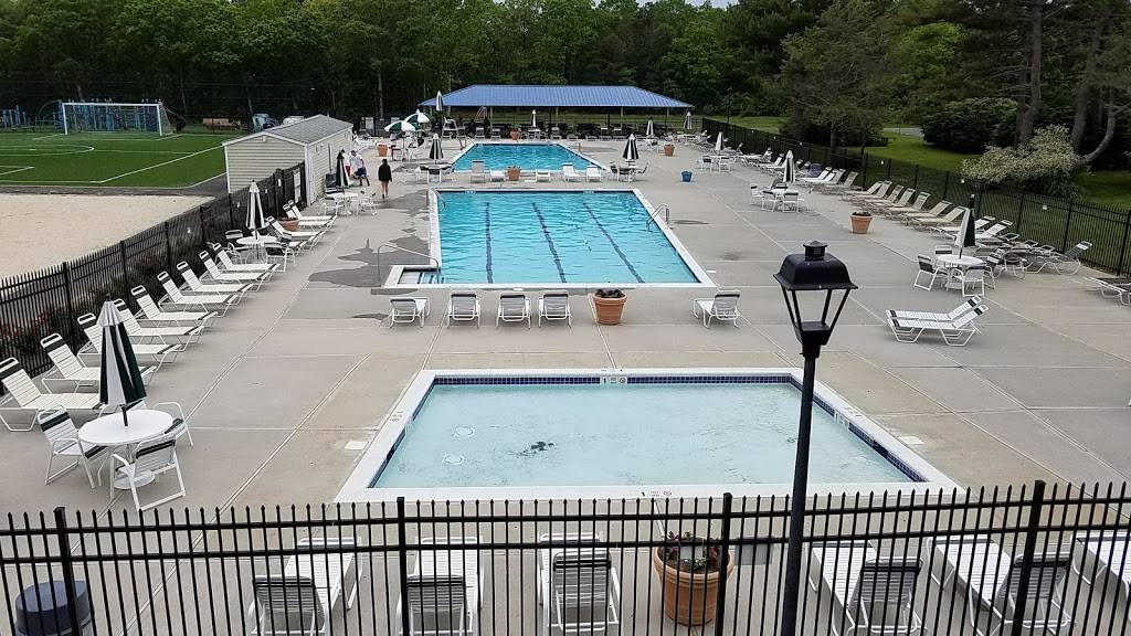 JCs Restaurant | restaurant | 2 Country Club Dr, Manorville, NY 11949, USA | 6319093525 OR +1 631-909-3525