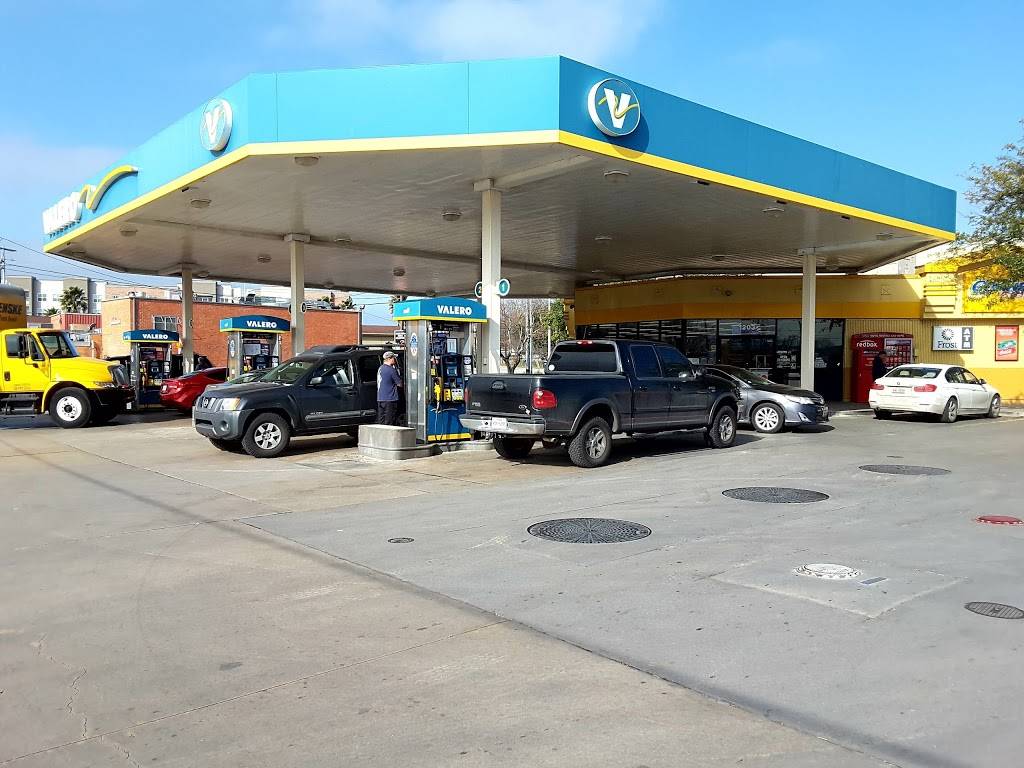 Corner Store | cafe | 1203 Austin Hwy, San Antonio, TX 78209, USA | 2108267728 OR +1 210-826-7728