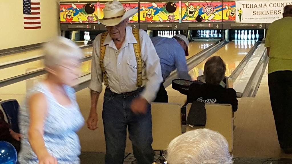 Java Lanes | night club | 2075 Solano St, Corning, CA 96021, USA | 5308243500 OR +1 530-824-3500