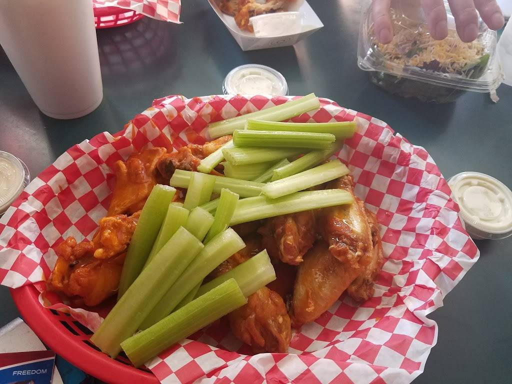 McDougals Chicken Fingers & Wings | restaurant | 316 White Bridge Pike, Nashville, TN 37209, USA | 6154571749 OR +1 615-457-1749