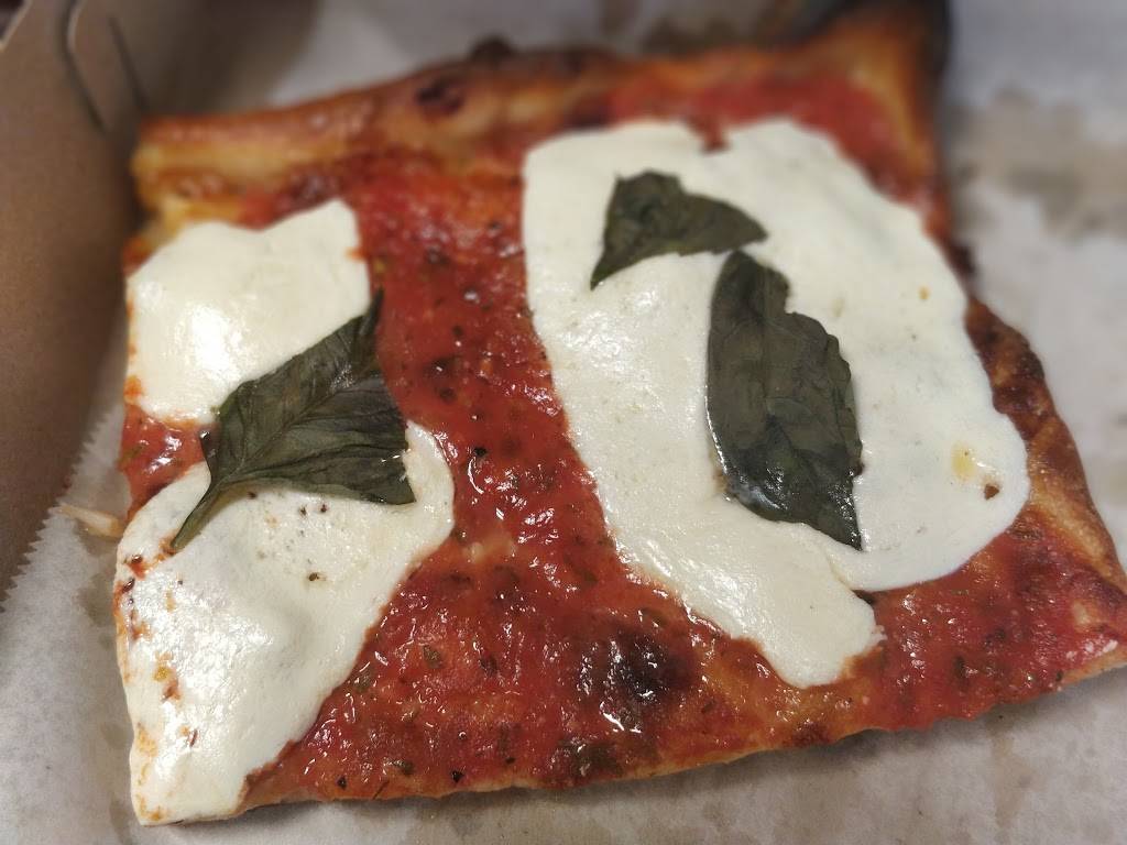 Glenville Pizza | restaurant | 243 Glenville Rd, Greenwich, CT 06831, USA | 2035321691 OR +1 203-532-1691