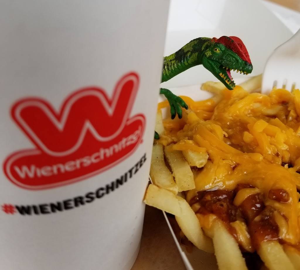Wienerschnitzel | restaurant | 2512 W Braker Ln, Austin, TX 78758, USA | 5124917888 OR +1 512-491-7888
