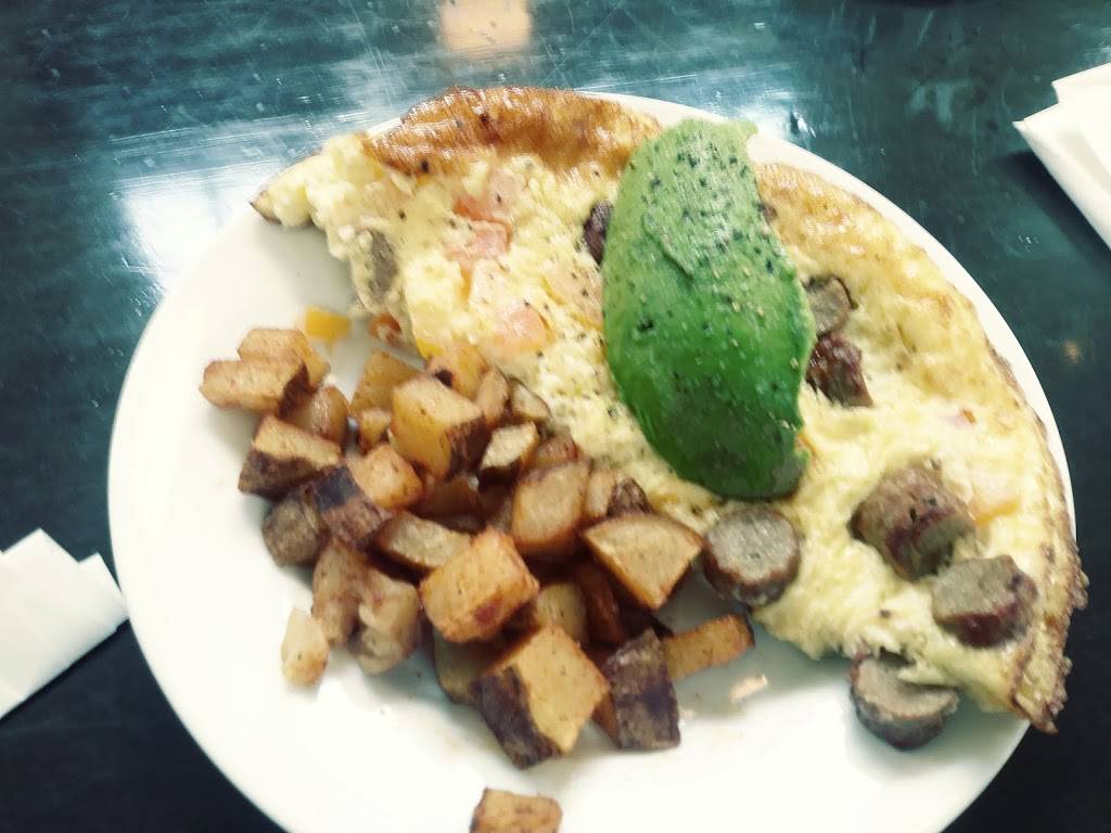 Fritai Haitian Street Food | restaurant | 2381 St Claude Ave, New Orleans, LA 70117, USA | 5045000987 OR +1 504-500-0987