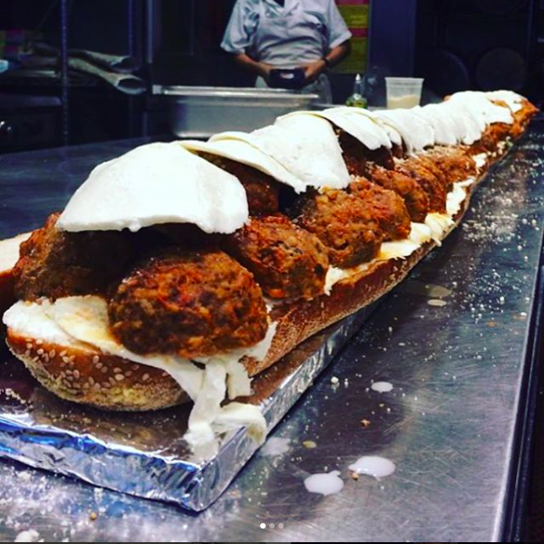 Defontes | restaurant | 95 Water St, Staten Island, NY 10304, USA | 7182854310 OR +1 718-285-4310