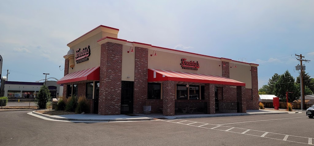 Freddys Frozen Custard & Steakburgers | restaurant | 2018 S Townsend Ave, Montrose, CO 81401, USA | 9707652035 OR +1 970-765-2035
