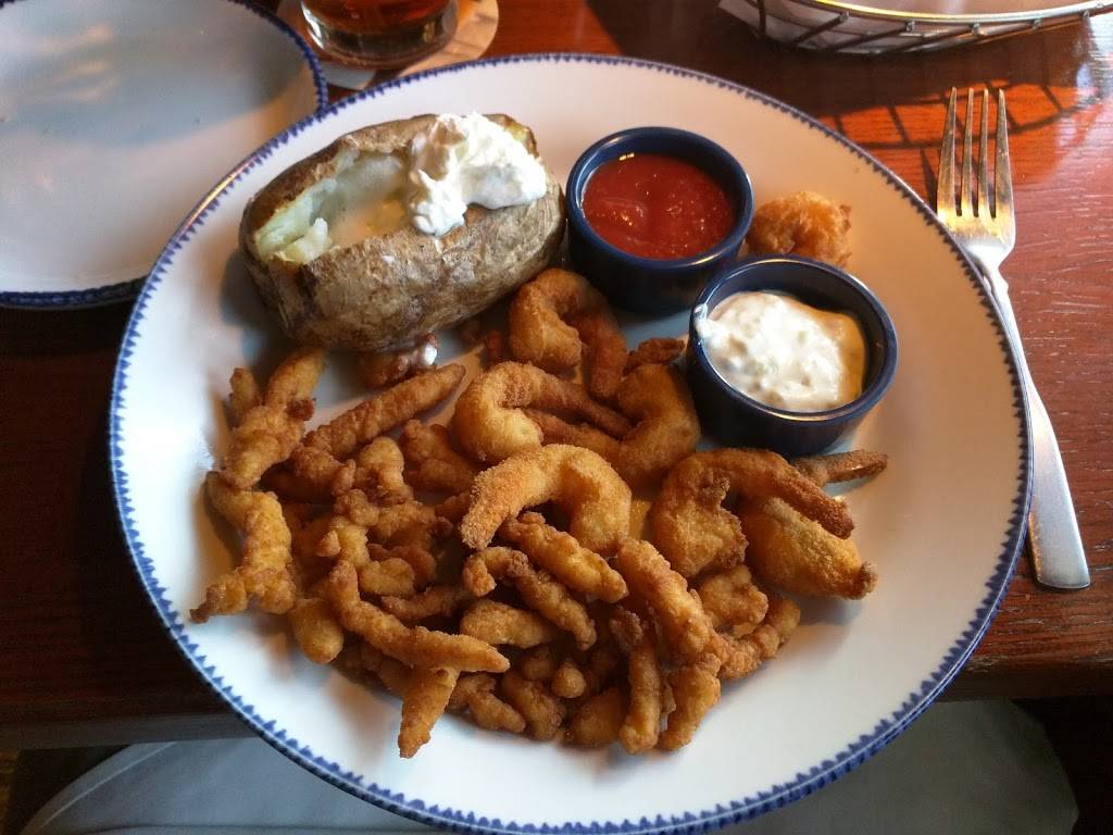 Red Lobster | restaurant | 4415 W Wendover Ave, Greensboro, NC 27407, USA | 3362923527 OR +1 336-292-3527