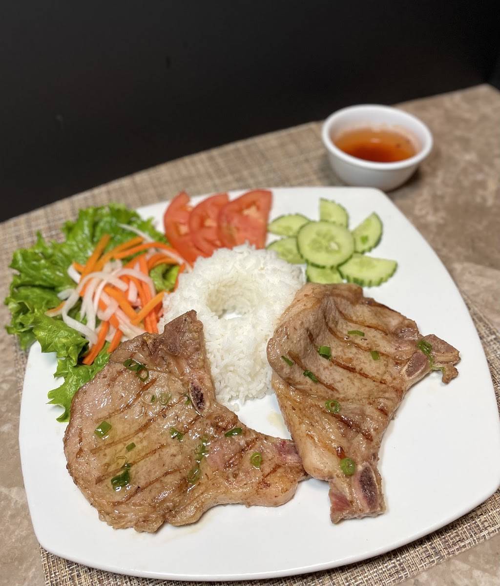 Souper Pho Banh Mi | restaurant | 3565 Bridge Rd, Suffolk, VA 23435, USA | 7573357968 OR +1 757-335-7968