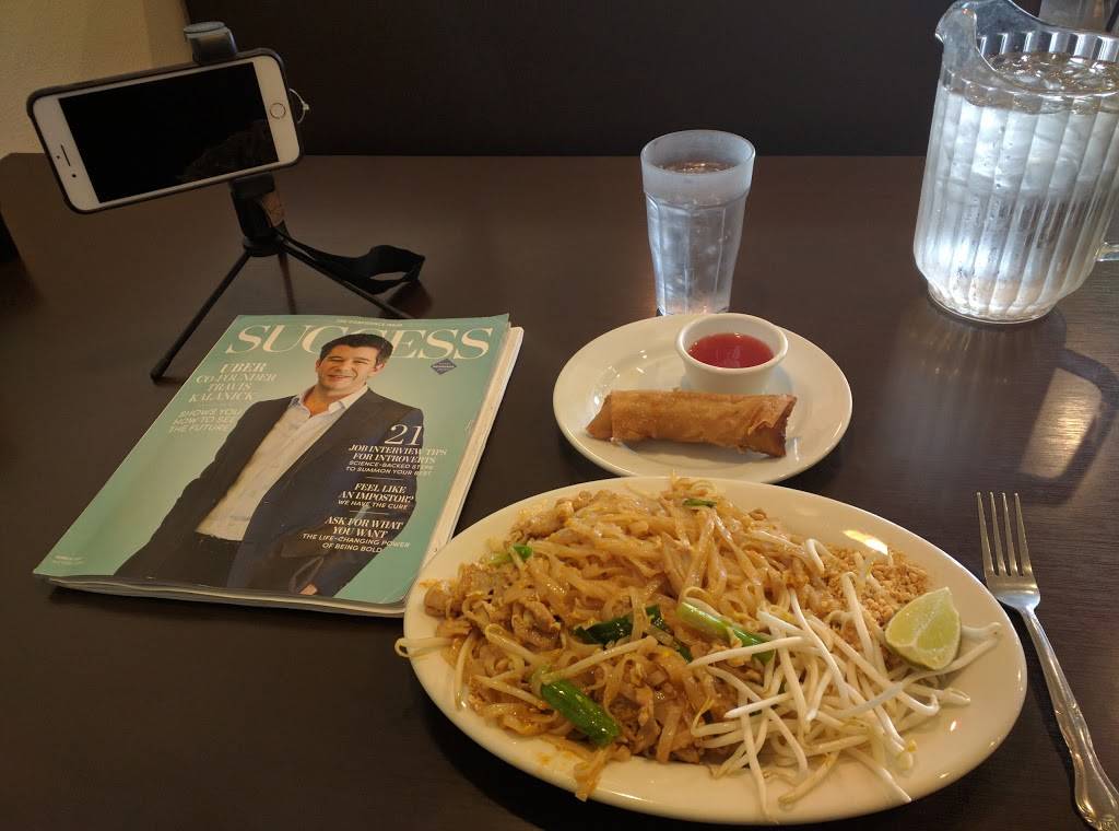 Hart Cs Steak Burger & Thai Food | restaurant | 3171 Ocean Beach Hwy, Longview, WA 98632, USA | 3604256292 OR +1 360-425-6292