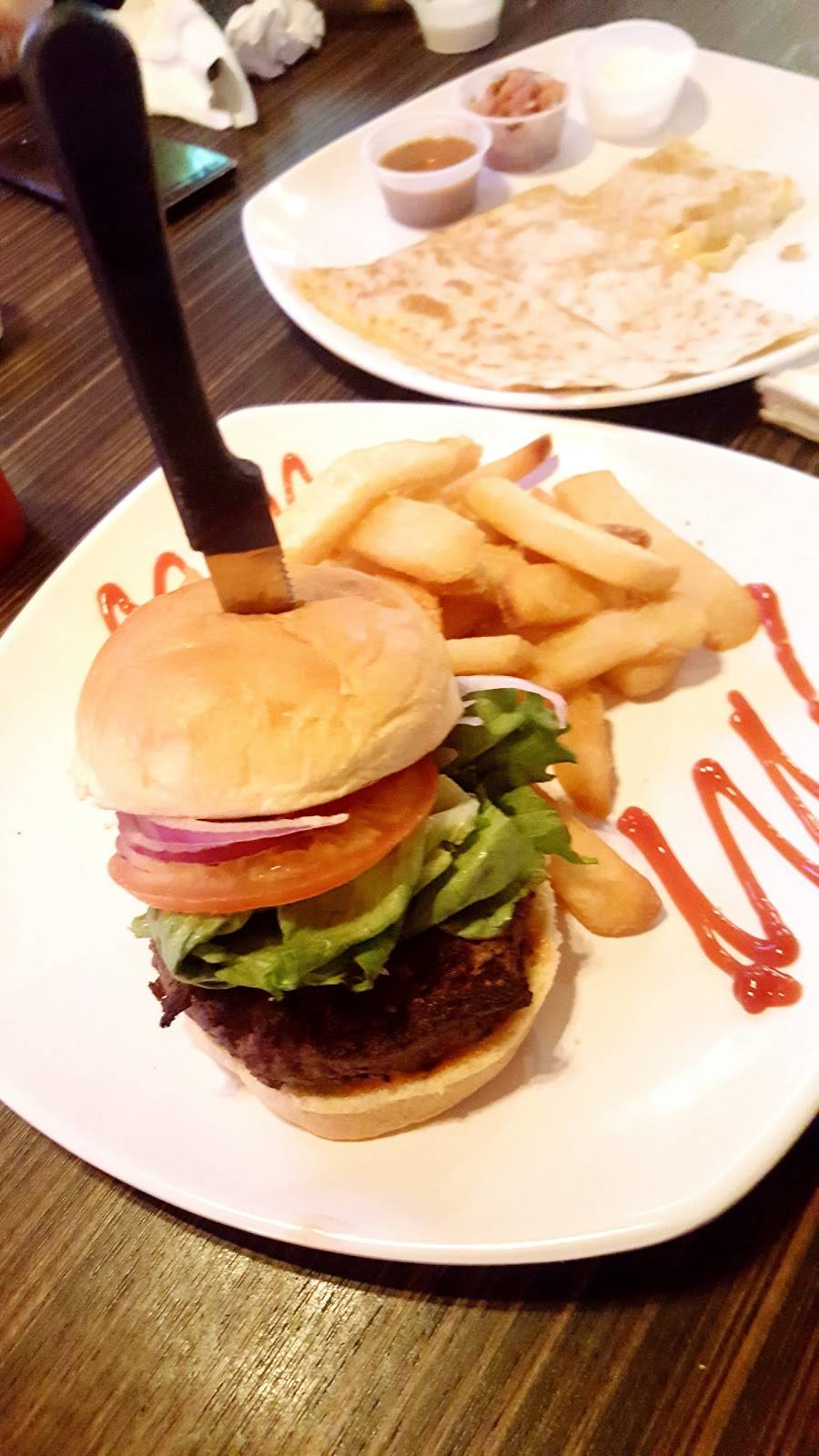 My Place Sports Bar & Grill | restaurant | 5452 Commercial Dr, Huntington Beach, CA 92649, USA | 7148928706 OR +1 714-892-8706