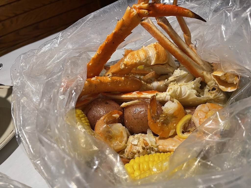 Yummy Crab | restaurant | 1235 E Kimberly Rd, Davenport, IA 52807, USA | 5633868008 OR +1 563-386-8008