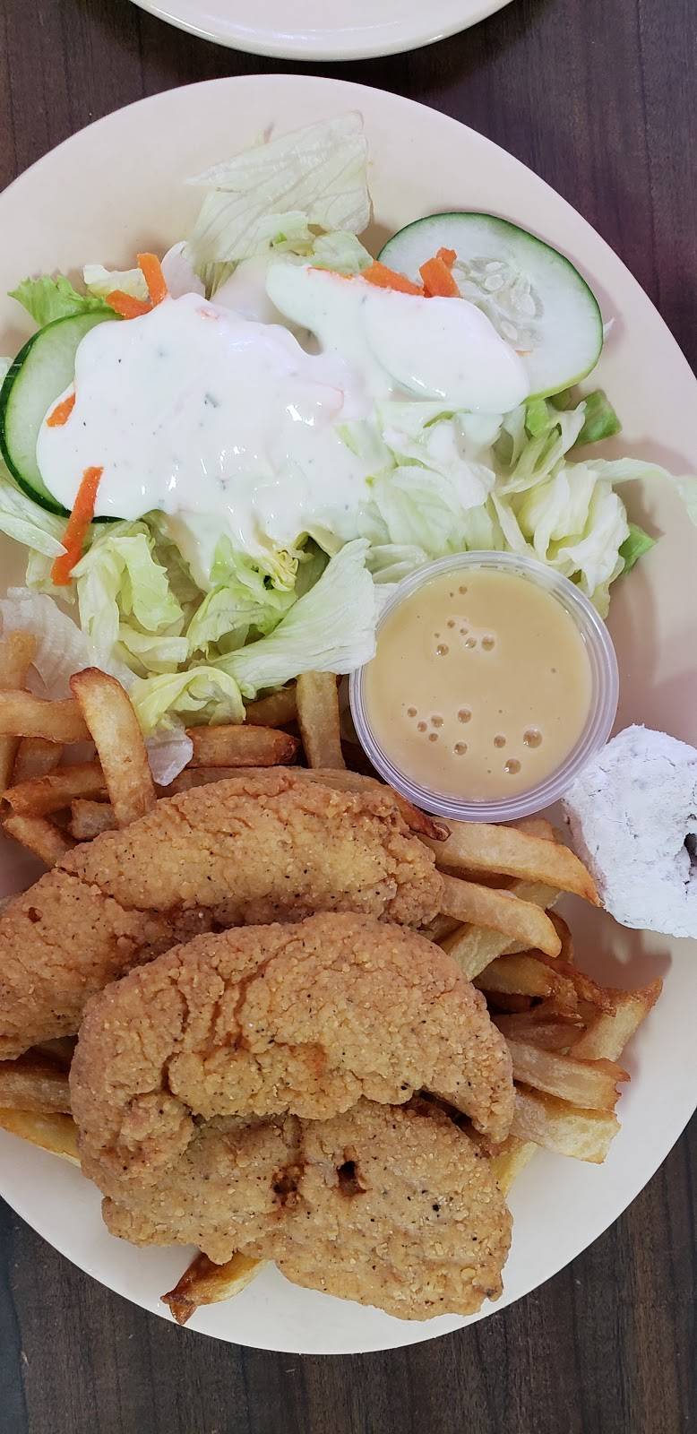 Nikkis Drive Inn | restaurant | 899 Cherokee Blvd, Chattanooga, TN 37405, USA | 4232659015 OR +1 423-265-9015