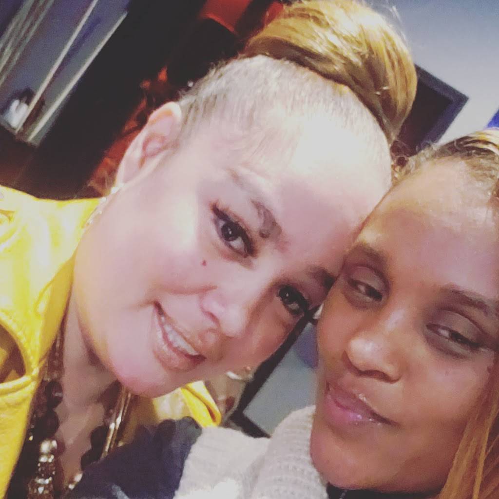 Meet and Greet Bar & Grill | restaurant | 4629 W 130th St, Cleveland, OH 44135, USA | 2163312834 OR +1 216-331-2834