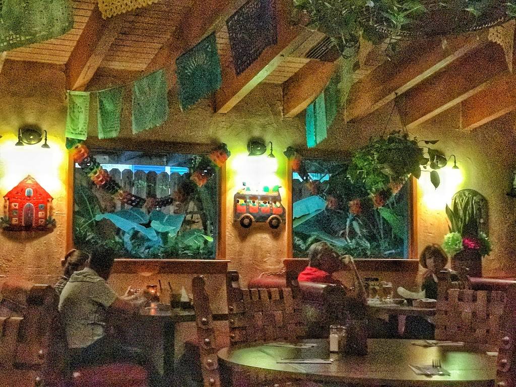 Avilas El Ranchito | restaurant | 2101 Placentia Ave, Costa Mesa, CA 92627, USA | 9496421142 OR +1 949-642-1142