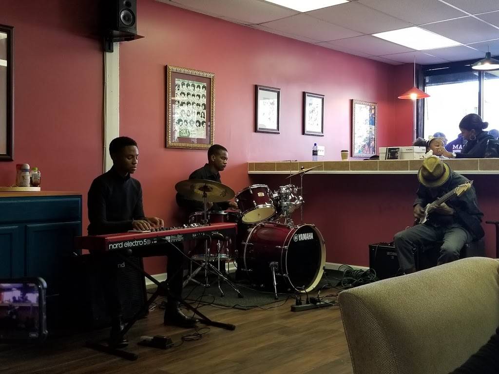 Heritage Cafe | cafe | 1849 E 79th St, Chicago, IL 60649, USA | 7735300045 OR +1 773-530-0045